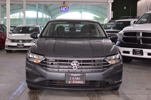 Imagen 1 de 9 de Volkswagen Jetta Comfortline Tiptronic 2019