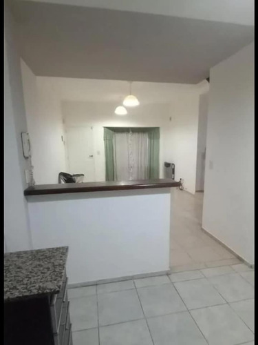 Imagen 4 de 8 de Permuta - Triplex De 4 Ambientes En Venta - Paso Del Rey