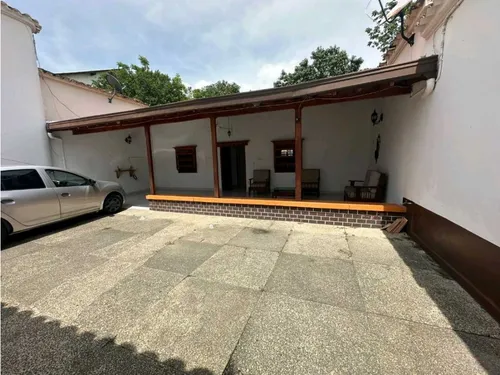 ¡casa De Ensueño En San Jerónimo! Ideal Para Vivir O Invertir