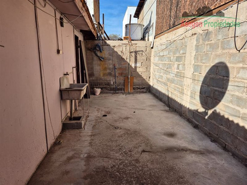 Casa En Venta De 4 Dorm. En Copiapó