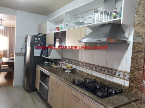 Imagem 13 de 24 de Bairro Da Luz/n. Iguaçu, Casa 2 Quartos, Sala, Cozinha, Banheiro,varanda Com Churrasqueira E Garagem. - Ca00609 - 34065505