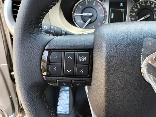 Toyota Hilux 2.8 Dc 4x4 Tdi Srx At6 2024