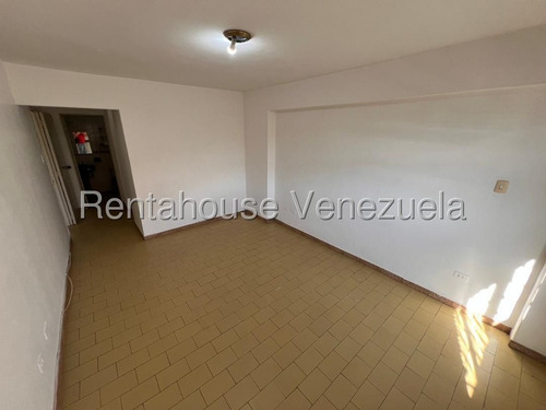 Apartamento Grande California Norte Buena Ubicacion 25-12226