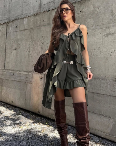 Conjunto Estilo Boho Chic Bata Blusa Camadas Shorts Babado