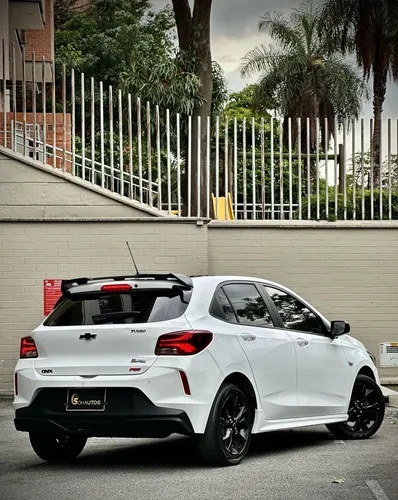 Chevrolet Onix 1.0T Rs Mt