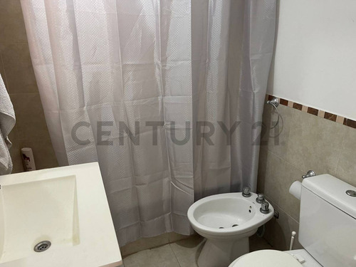 Depto Dos Dormitorios En Venta Calle 123 Entre 61 Y 62 (la Plata, Buenos Aires)