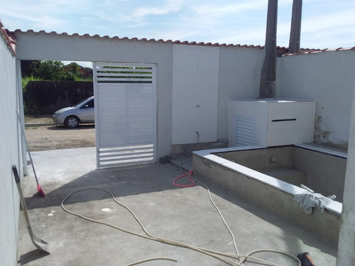Imagem 3 de 12 de Casa Na Praia Com Piscina, Em Itanhaém, Ref. 631