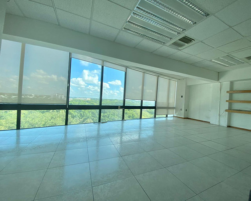 Oficina En Renta Piso 10 Torre Empresarial Villahermosa