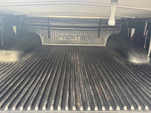 Nissan Frontier 2.5 XE 4X2 CD TURBO ELETRONIC DIESEL 4P MANUAL