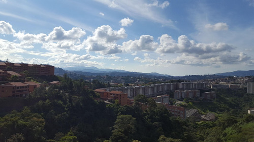 Imagen 25 de 30 de Colinas De La Tahona 95mts3h2b2p 04143057302 Instagram:@inmuebleslosnaranjos 04142695974