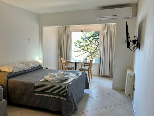 Imagen 2 de 14 de Best Home Bariloche 2 * Vista - Acceso Al Lago *