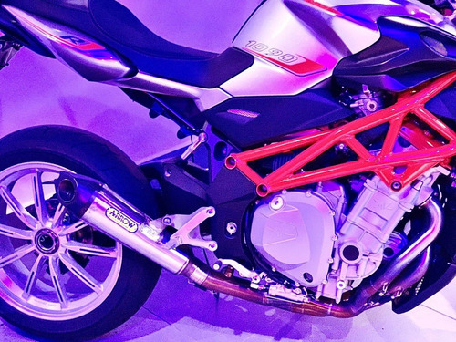 Imagen 2 de 8 de Mv Agusta 1090 Brutale R