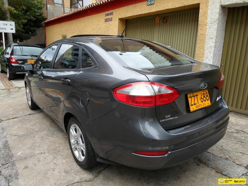 Ford Fiesta Se Sunroof Mt