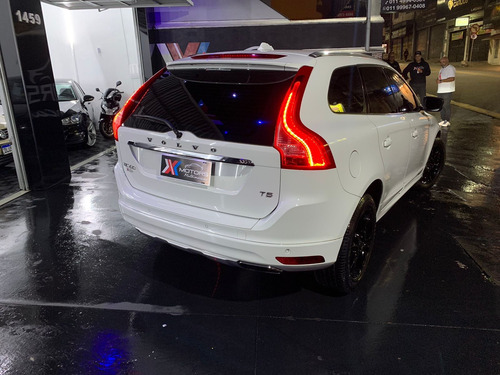 Volvo XC60 2.0 T5 Dynamic 5p