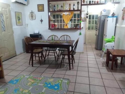 Imagen 4 de 14 de Oportunidad - Casa De 3 Ambientes En Venta - Moron Sur