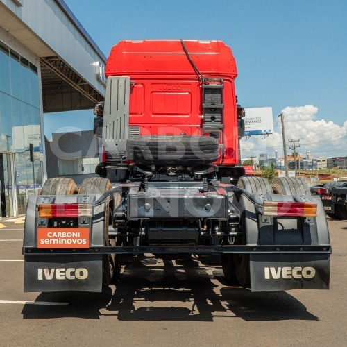 Imagem 4 de 12 de Iveco Stralis 600s44t 6x2, Ano 2013/2014