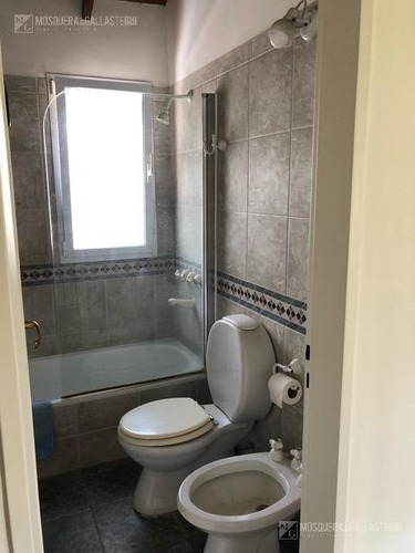 Imagen 7 de 30 de Lindísima Casa Clásica En Fincas De Maschwitz!