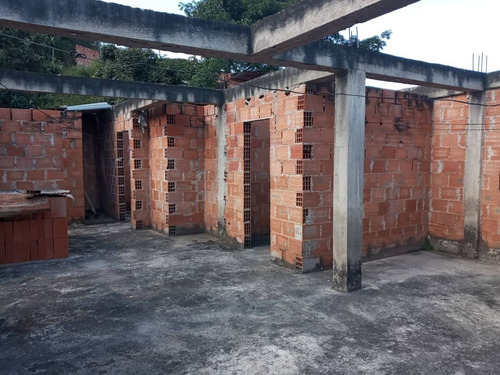 Imagen 12 de 14 de 2 Casas Lagunetica Calle Pardillar Los Teques