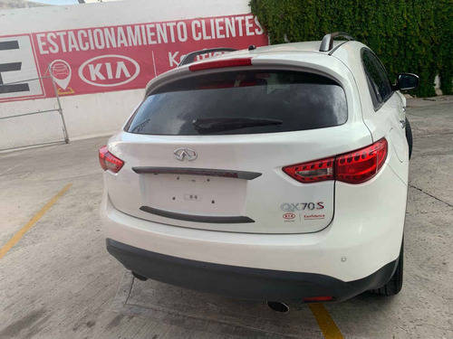 Imagen 4 de 15 de Infiniti Qx70 2015 5p Qx70 Sport V6 3.7 Aut