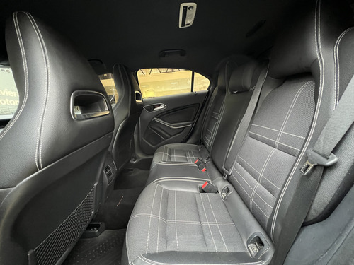 Mercedes-Benz Clase CLA 1.6 Cla200 Coupe Urban 156cv At