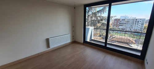 Amplio Y Moderno Departamento 1/d En Ñuñoa
