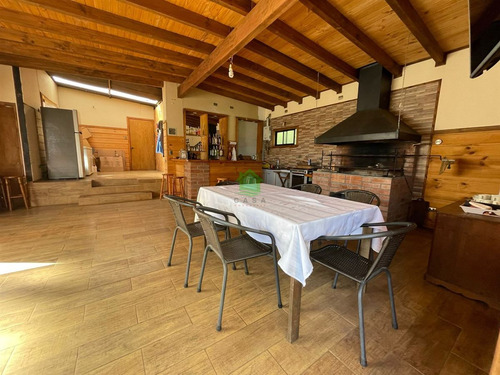 Hermosa Casa En Venta De 5 Dorm. En Osorno