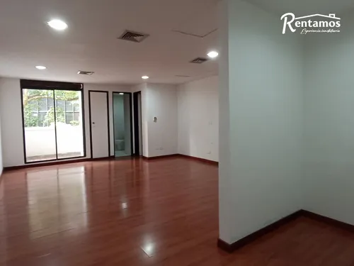 Oficina En Arriendo En Patio Bonito. Cod A11523