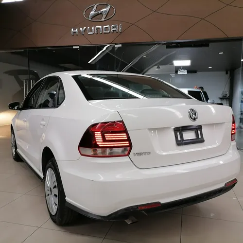 Volkswagen Vento 1.6 Starline At