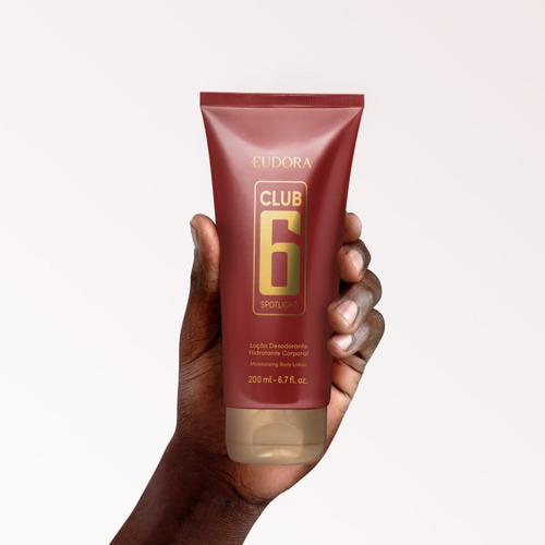 Club 6 Spotlight Presente: Colônia 95ml + Loção Corporal 200ml + Sacola
