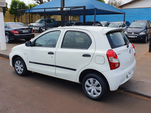 Etios 1.3 X Flex Completo 2013