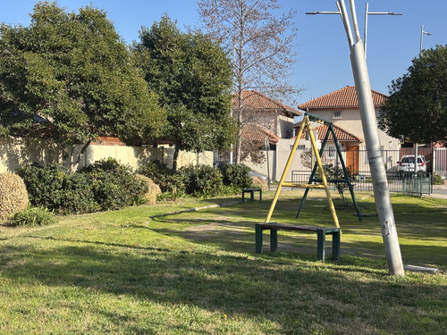 Linda Propiedad En Los Jardines De Linderos