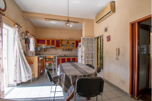 Imagen 11 de 29 de Venta De Casa Con Gran Patio En Pichincha