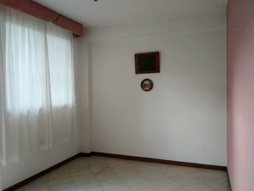 Imagen 11 de 15 de Casa Urb. Sant'omero, Tipo Town House Los Teques