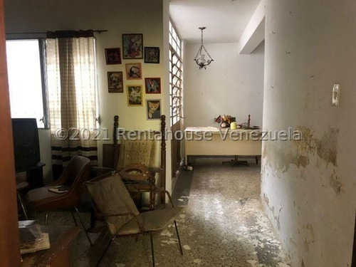 Imagen 6 de 21 de Rentahouse Carabobo Vende Casa Trigal Norte 22-4178 Jj31