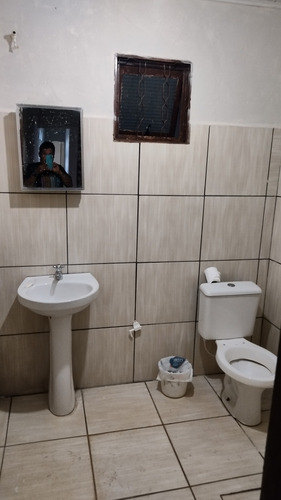 A Casa Tem 2 Quarto , 1 Banheiro