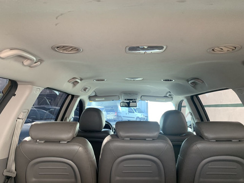 Kia Carnival 3.5 V6 4p Ex