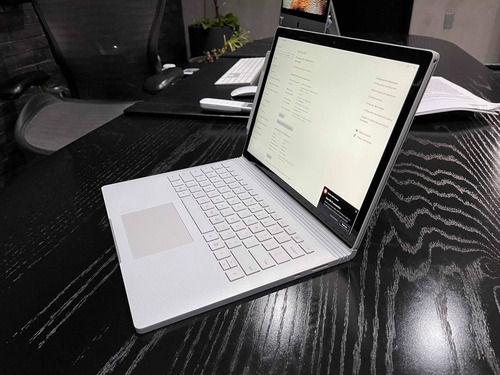 Microsoft Surface Book 2 512gb 16gb Ram Intel I7- 8th Gen (Usado)