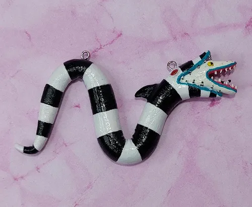 Collar De Porcelana Fria Gusano De Arena Beetlejuice
