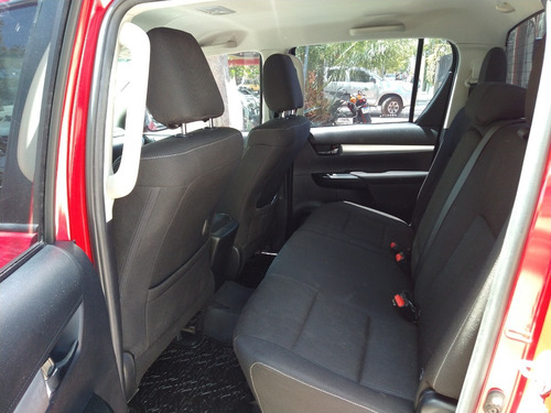 Imagen 10 de 10 de Toyota Hilux Sr 4x4 2017