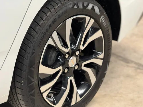 Chevrolet Onix 1.0T Premier Sedan At