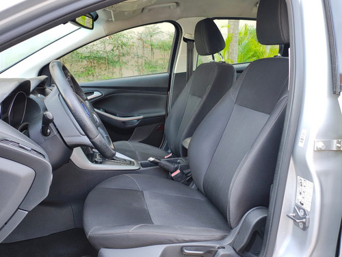Ford Focus 2.0 SE FASTBACK 16V FLEX 4P POWERSHIFT