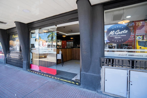 Imagen 2 de 26 de Chalet En Planta Alta 3 Locales Comerciales! Don Torcuato