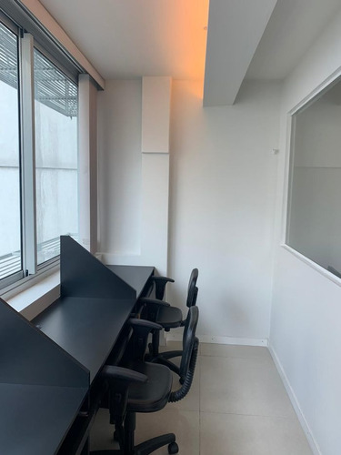 Imagem 16 de 21 de Sala Comercial Para Alugar Na Rua Gavião Peixoto, Icaraí, Niterói - Rj - Liv-13373