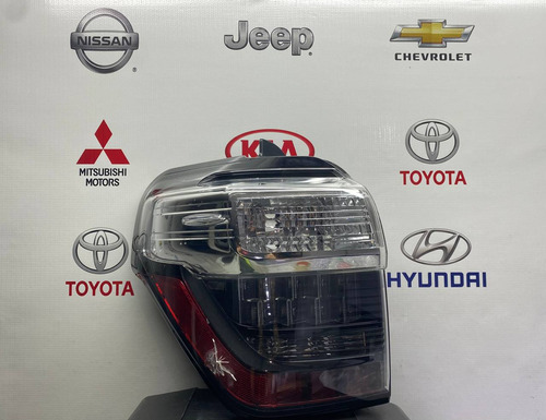 Stop Izquierdo Toyota 4runner 2014-2020 (con Golpe)