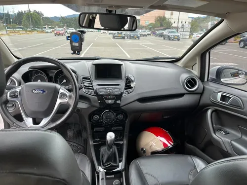 Ford Fiesta 1.6 Titanium Mt