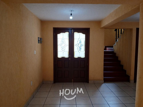 Casa En Santiaguito, Xochimilco Con 3 Recámaras, 231 M², Id: 139576