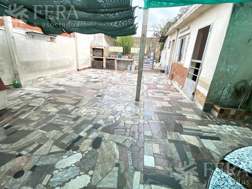 Imagen 10 de 14 de Venta Casa De 3 Ambientes Con Cochera, Jardín Y Patio En Wilde (28763)