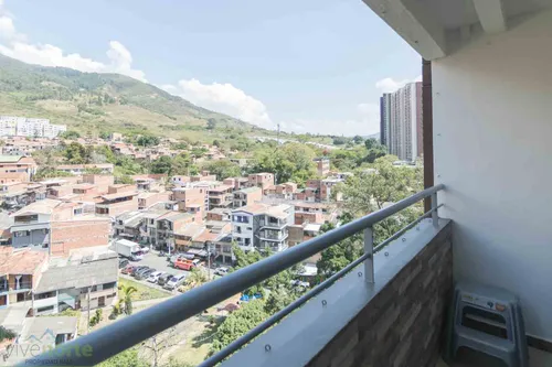 Apartamento En Venta En Torre Navarra Bello. Cod V13251
