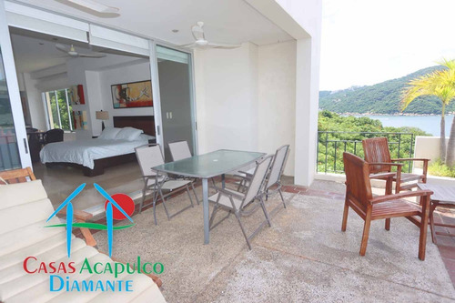 Imagen 6 de 30 de Cad Vista Real Portonovo N 23. Terraza Frontal Con Vista A La Bahía De Puerto Marqués