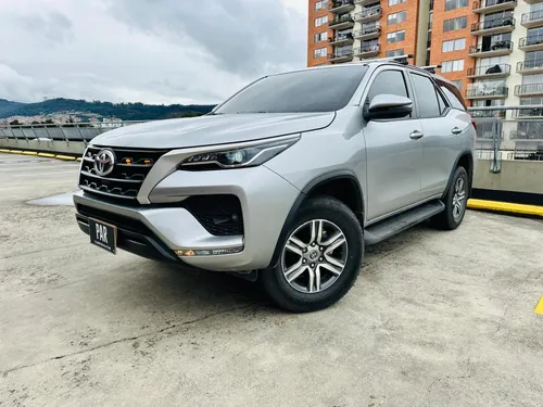 Toyota Fortuner Srv 2.4 Turbo Diesel Automatica 2022